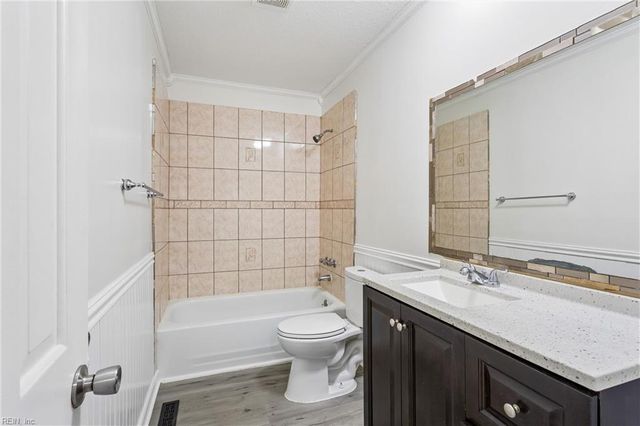 14569 Old Courthouse Way Unit B, Newport News, VA 23608