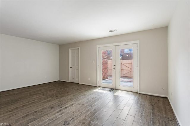 14569 Old Courthouse Way Unit B, Newport News, VA 23608