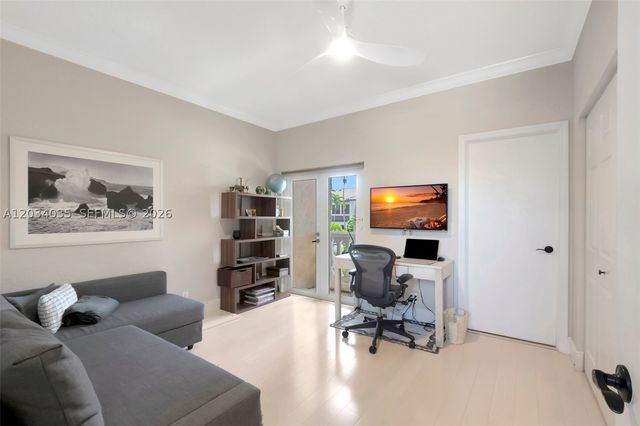 375 SW 16th St 1, Boca Raton, FL 33432