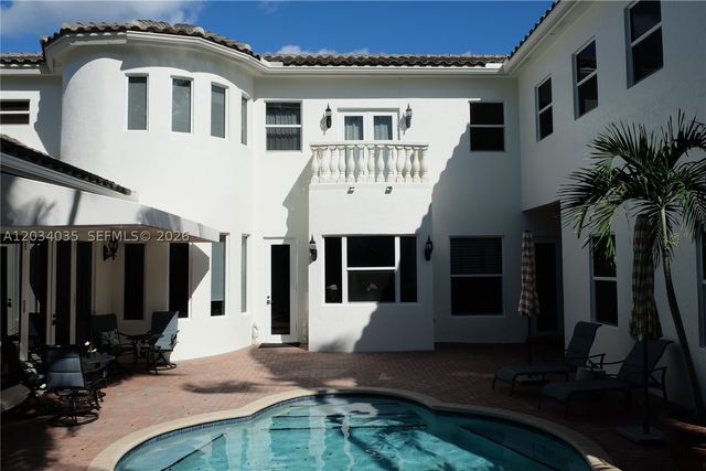 375 SW 16th St 1, Boca Raton, FL 33432