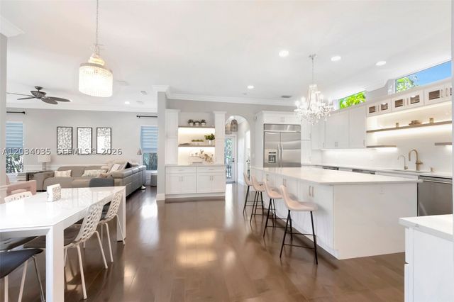 375 SW 16th St 1, Boca Raton, FL 33432
