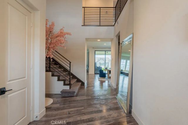 21132 W Citylights Drive, Chatsworth, CA 91311