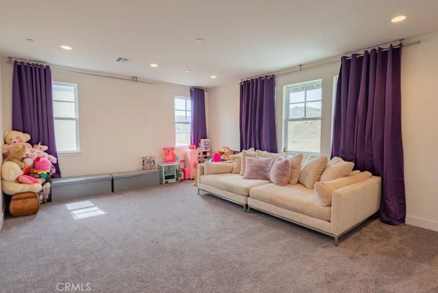 21132 W Citylights Drive, Chatsworth, CA 91311