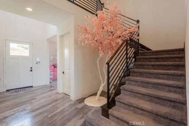 21132 W Citylights Drive, Chatsworth, CA 91311