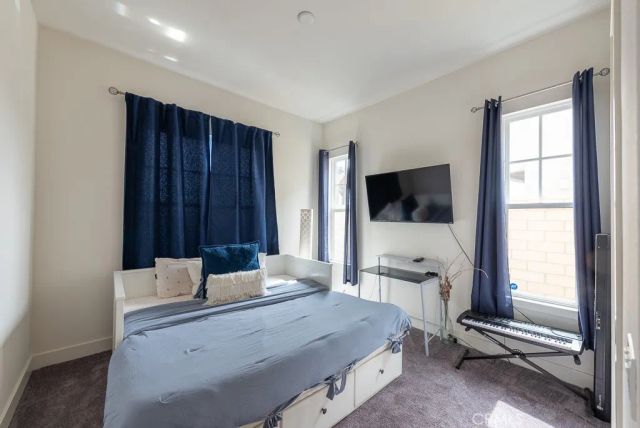 21132 W Citylights Drive, Chatsworth, CA 91311