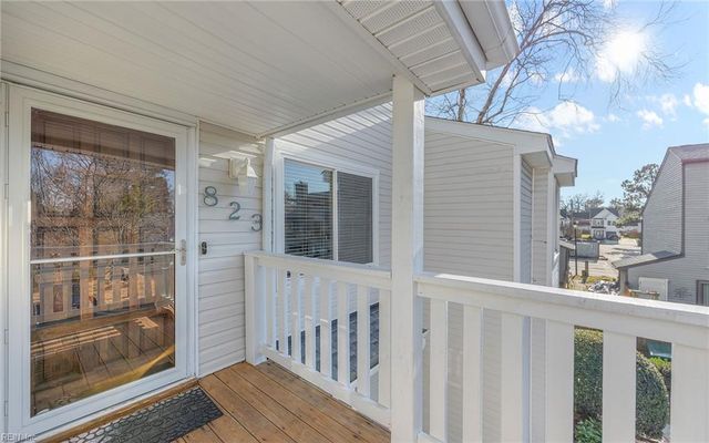 823 Seawinds LN, Virginia Beach, VA 23451