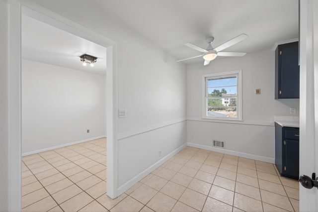 5932 Perry Avenue N, Crystal, MN 55429
