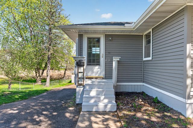 5932 Perry Avenue N, Crystal, MN 55429