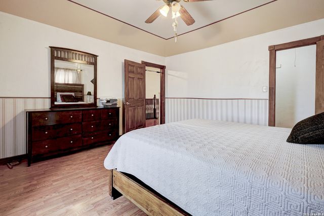 309 S Rolling Oaks Ln, San Antonio, TX 78253