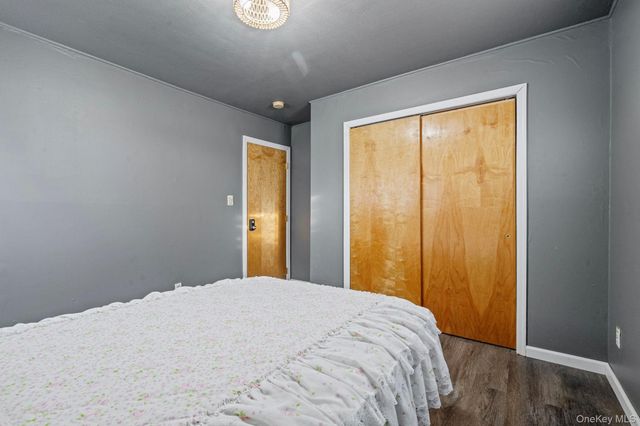 79 Centerwood Street, West Babylon, NY 11704