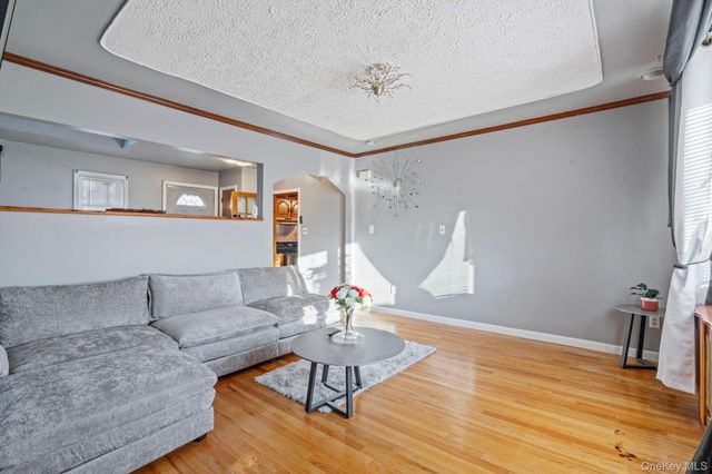 79 Centerwood Street, West Babylon, NY 11704