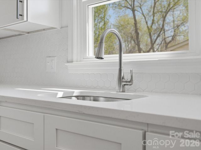 4946 Morgan Street, Charlotte, NC 28208