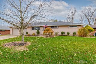 1014 Blossom Heath Road, Lebanon, OH 45036