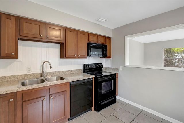 1212 E 33RD AVENUE, Tampa, FL 33603