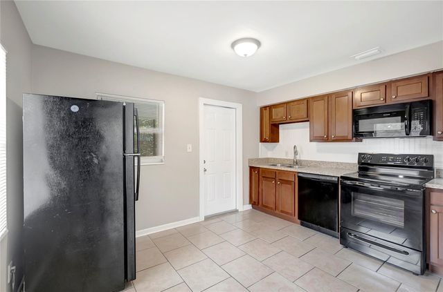 1212 E 33RD AVENUE, Tampa, FL 33603