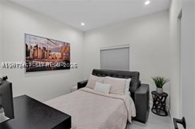 1786 SW 9th St 1, Miami, FL 33135