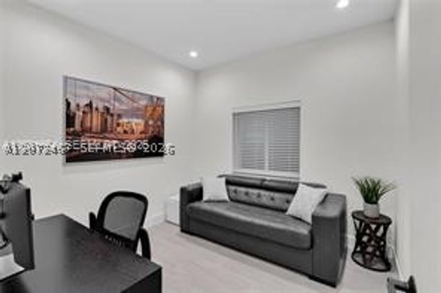 1786 SW 9th St 1, Miami, FL 33135