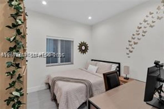 1786 SW 9th St 1, Miami, FL 33135