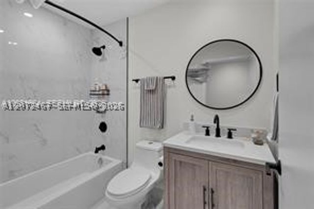 1786 SW 9th St 1, Miami, FL 33135