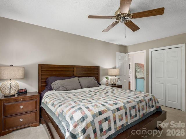 5 St Andrews Drive, Etowah, NC 28729