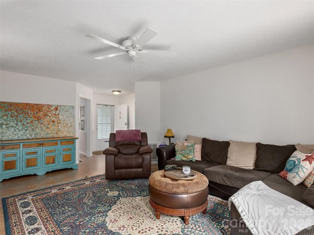5 St Andrews Drive, Etowah, NC 28729