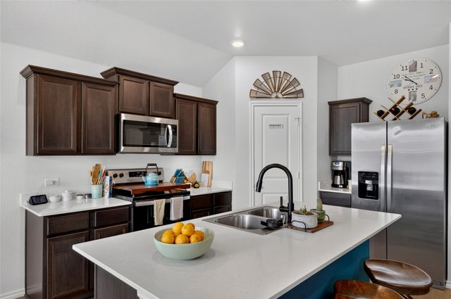 6417 Shoreline Lane, Princeton, TX 75407