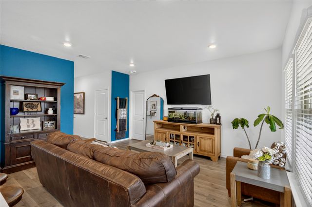 6417 Shoreline Lane, Princeton, TX 75407
