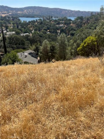 12415 Mountain View, Clearlake Oaks, CA 95423