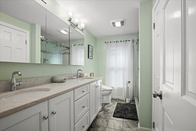 2 Wingfoot Lane, Millbury, MA 01527