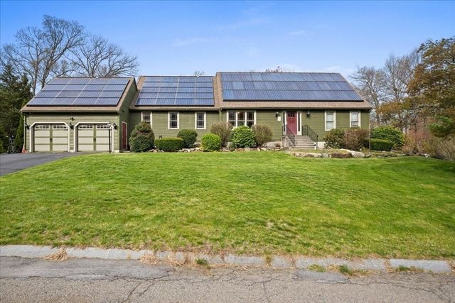 2 Wingfoot Lane, Millbury, MA 01527