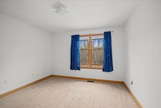 2 Wingfoot Lane, Millbury, MA 01527