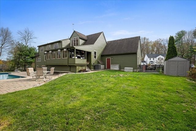 2 Wingfoot Lane, Millbury, MA 01527