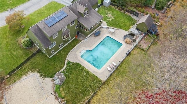 2 Wingfoot Lane, Millbury, MA 01527