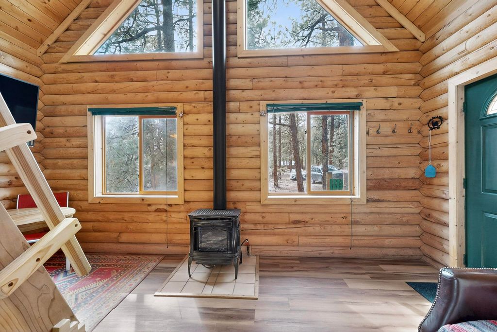 Image 6 of property listing at 78 Cedar Road, Jemez Springs, NM 87025