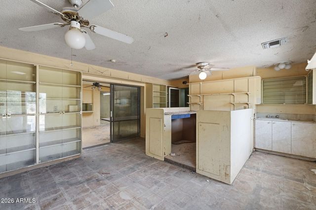5402 W TIERRA BUENA Lane, Glendale, AZ 85306