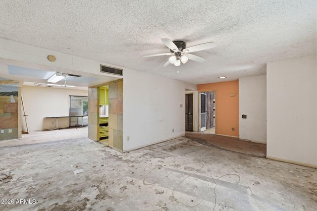 5402 W TIERRA BUENA Lane, Glendale, AZ 85306