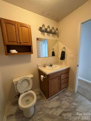 2588 Knight Drive, Lenoir, NC 28645
