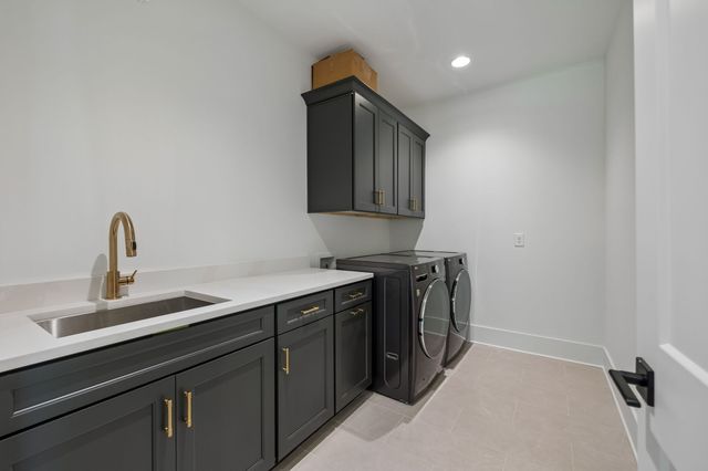 1209 Otter Creek Rd, Nashville, TN 37215