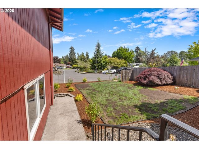 2021 Se HALE Dr, Gresham, OR 97080