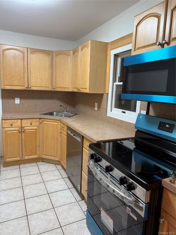 35 Elizabeth Street 2, Floral Park, NY 11001