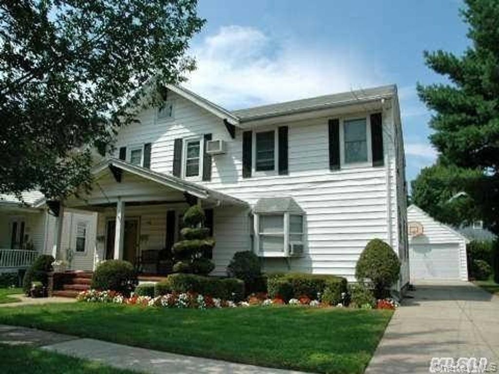 35 Elizabeth Street 2, Floral Park, NY 11001