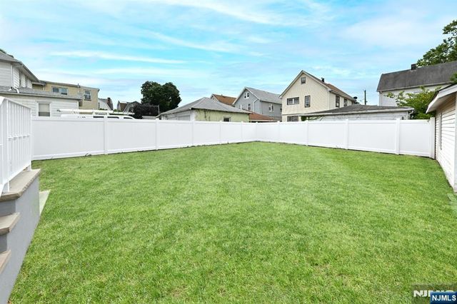 165 E 2nd Street, Clifton, NJ 07011