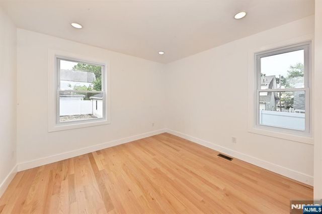 165 E 2nd Street, Clifton, NJ 07011