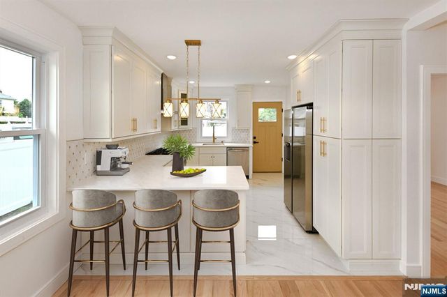 165 E 2nd Street, Clifton, NJ 07011