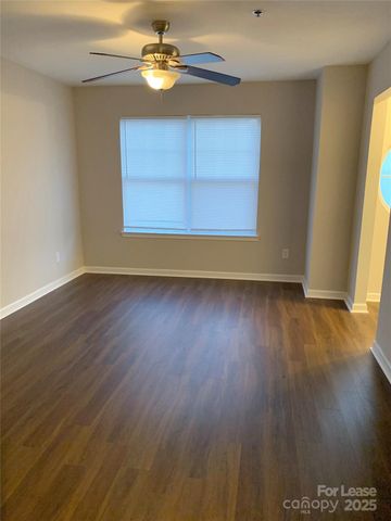 2726 Avalon Loop Road, Charlotte, NC 28269