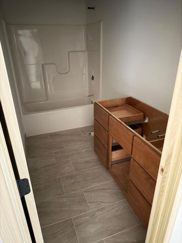 2163 Hadley Hills Drive NE, Rochester, MN 55906