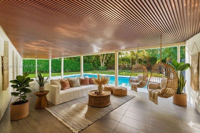 13225 SW 83rd Court, Pinecrest, FL 33156