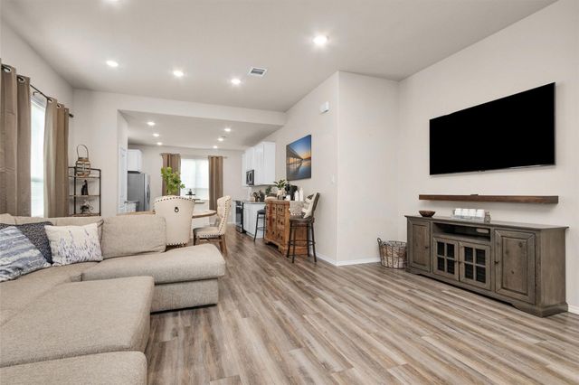 710 Crystal River Road, Conroe, TX 77316