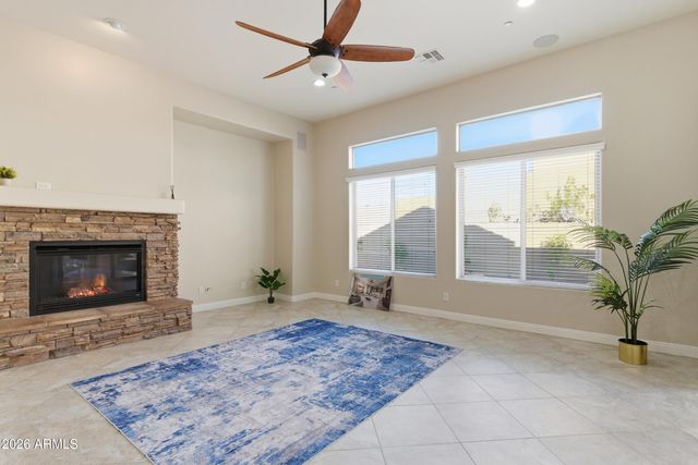 1732 W GAMBIT Trail, Phoenix, AZ 85085