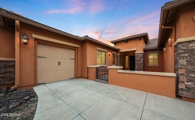 1732 W GAMBIT Trail, Phoenix, AZ 85085